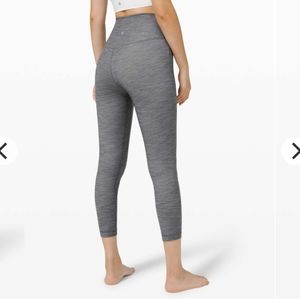 Lululemon align crop 21" NWOT